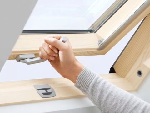 Мансардные окна и оклады Velux в Новополоцке